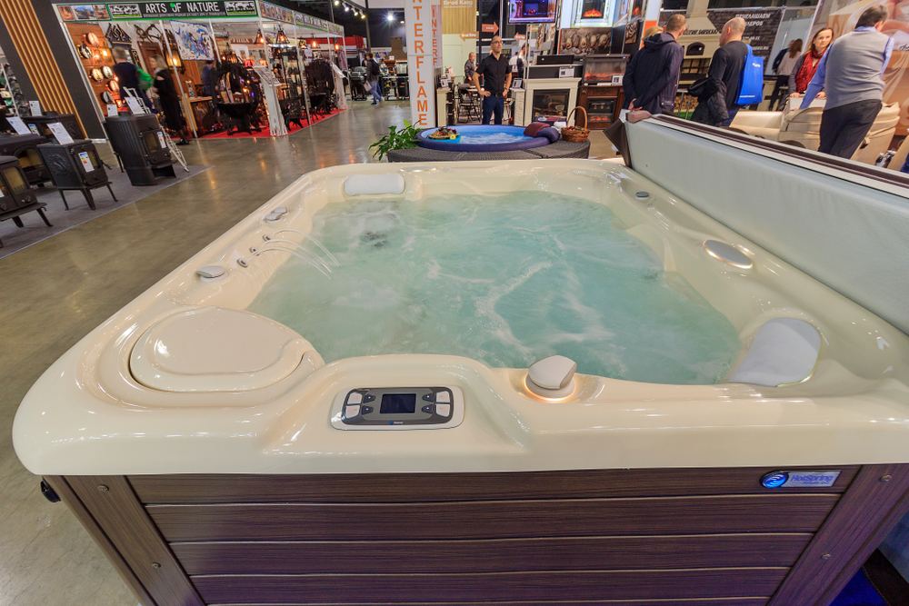 Large,Jacuzzi,Bath,For,Spa,Procedures,In,Salon,Or,In